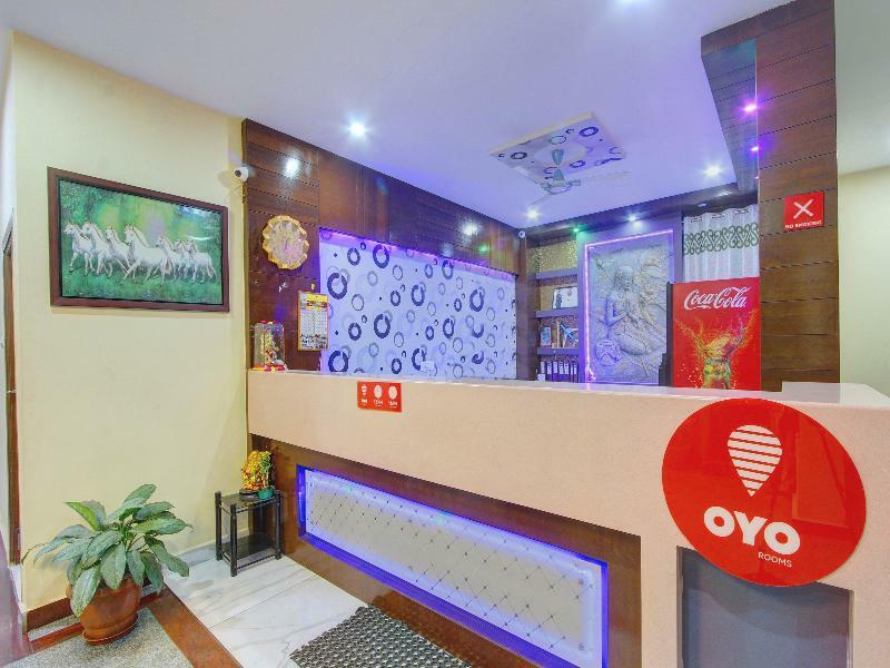 Hotel Oyo 7627 Royal Plaza à Haïdarabad Extérieur photo