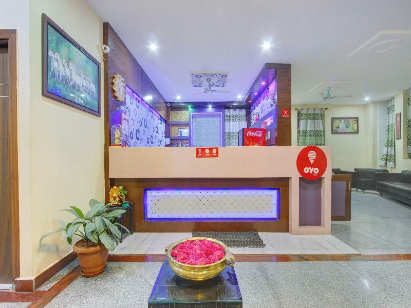 Hotel Oyo 7627 Royal Plaza à Haïdarabad Extérieur photo